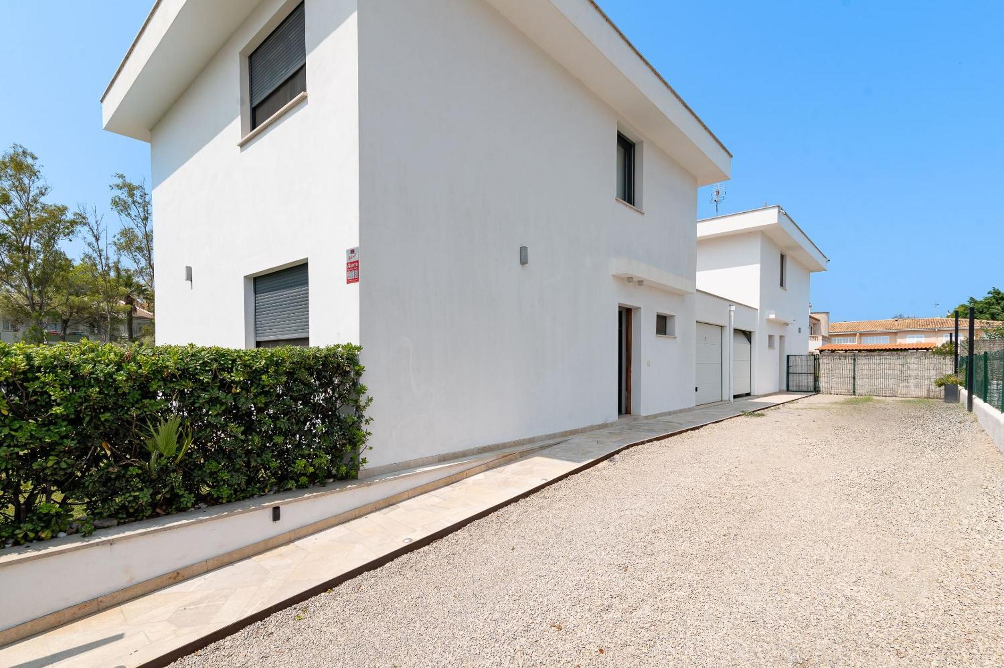 Beach Villa Cosins 1 Mel By Sealand Villas アルクディア エクステリア 写真